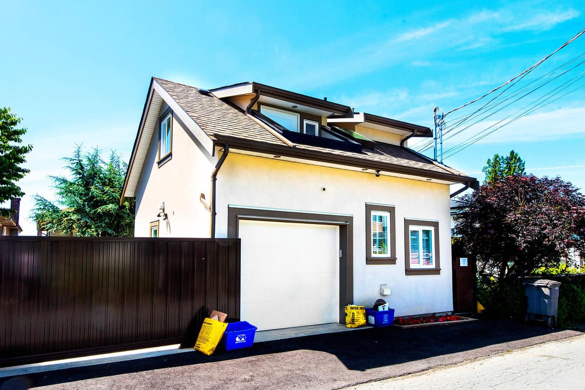 Fraser Laneway Home